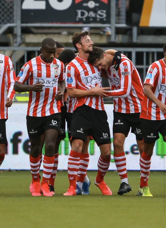 各支球队以 各支球队以