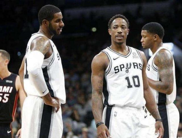 东叙事与全 东叙事与全